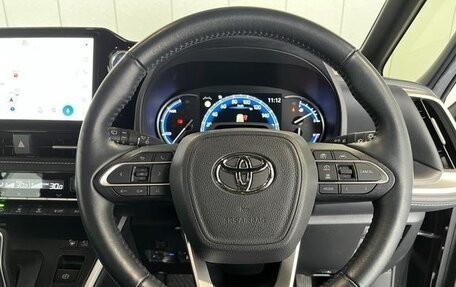 Toyota Noah, 2023 год, 2 590 000 рублей, 8 фотография