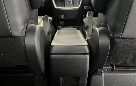 Toyota Noah, 2023 год, 2 590 000 рублей, 21 фотография