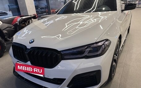 BMW 5 серия, 2021 год, 5 900 000 рублей, 12 фотография