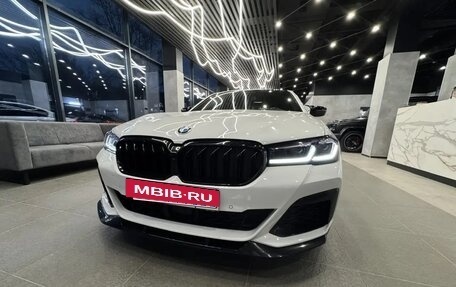 BMW 5 серия, 2021 год, 5 900 000 рублей, 3 фотография
