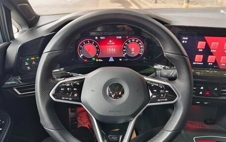 Volkswagen Golf VIII, 2022 год, 1 690 004 рублей, 12 фотография