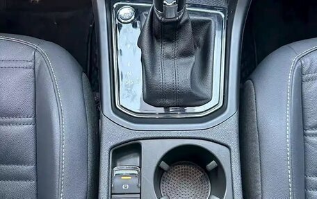 Volkswagen Touran III, 2022 год, 1 590 050 рублей, 21 фотография