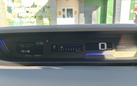 Honda Freed II, 2016 год, 1 450 000 рублей, 8 фотография