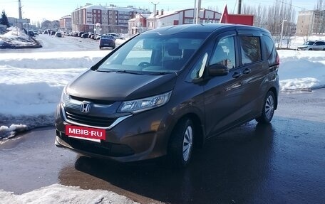 Honda Freed II, 2016 год, 1 450 000 рублей, 2 фотография