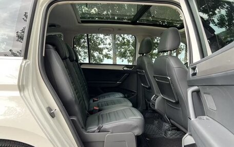 Volkswagen Touran III, 2022 год, 1 557 030 рублей, 12 фотография