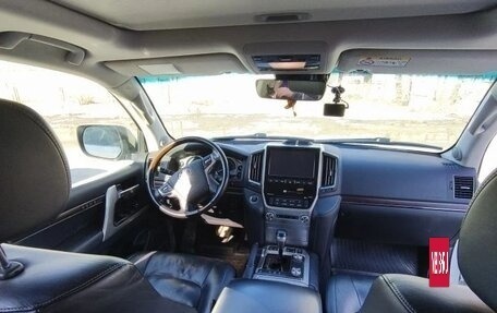 Toyota Land Cruiser 200, 2018 год, 8 500 000 рублей, 8 фотография