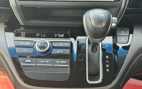 Honda Freed II, 2017 год, 990 007 рублей, 14 фотография