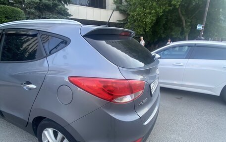 Hyundai ix35 I рестайлинг, 2011 год, 1 500 000 рублей, 10 фотография