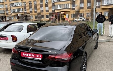 Mercedes-Benz E-Класс, 2021 год, 5 800 000 рублей, 28 фотография