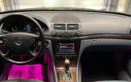 Mercedes-Benz E-Класс, 2005 год, 700 000 рублей, 11 фотография