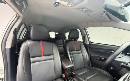 Toyota Yaris XP150 рестайлинг, 2022 год, 1 090 050 рублей, 10 фотография