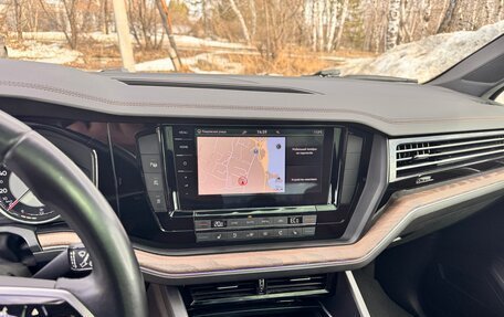 Volkswagen Touareg III, 2021 год, 5 100 000 рублей, 18 фотография