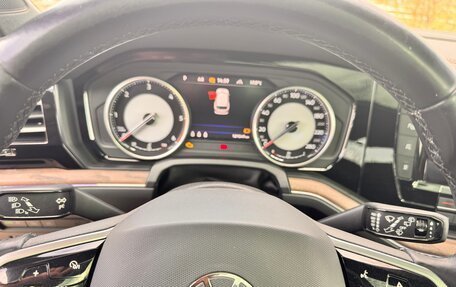 Volkswagen Touareg III, 2021 год, 5 100 000 рублей, 17 фотография