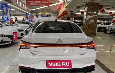 Hyundai Elantra, 2022 год, 1 420 666 рублей, 5 фотография