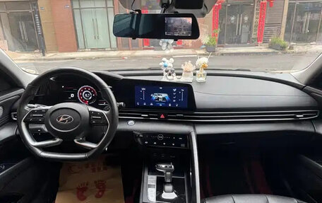 Hyundai Elantra, 2022 год, 1 211 030 рублей, 8 фотография