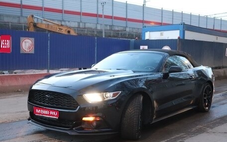 Ford Mustang VI рестайлинг, 2017 год, 1 950 000 рублей, 1 фотография