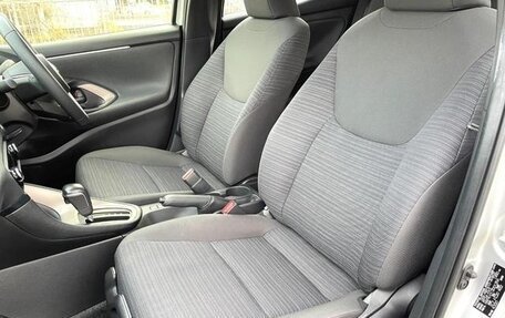 Toyota Yaris, 2022 год, 980 007 рублей, 24 фотография