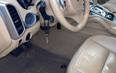 Porsche Cayenne III, 2011 год, 1 700 000 рублей, 6 фотография