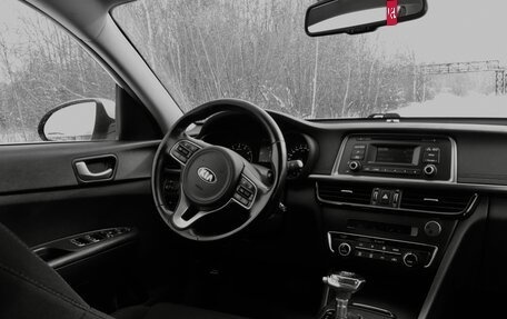 KIA Optima IV, 2017 год, 1 720 000 рублей, 11 фотография