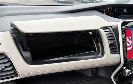 Nissan Serena IV, 2022 год, 2 190 000 рублей, 23 фотография