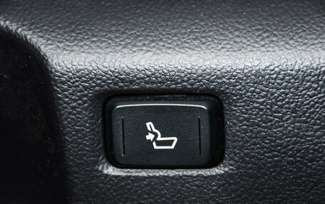 Toyota C-HR I рестайлинг, 2018 год, 2 399 000 рублей, 25 фотография