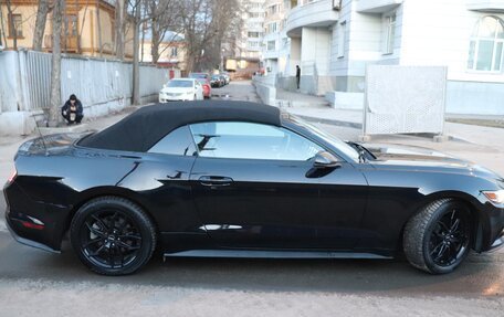 Ford Mustang VI рестайлинг, 2017 год, 1 950 000 рублей, 4 фотография