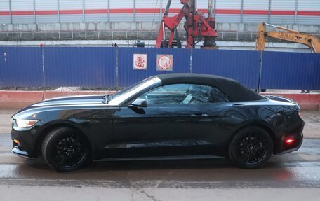 Ford Mustang VI рестайлинг, 2017 год, 1 950 000 рублей, 8 фотография