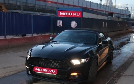 Ford Mustang VI рестайлинг, 2017 год, 1 950 000 рублей, 10 фотография