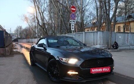 Ford Mustang VI рестайлинг, 2017 год, 1 950 000 рублей, 3 фотография