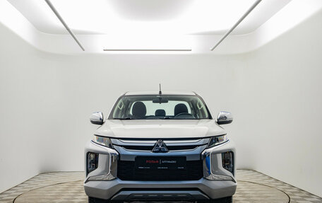 Mitsubishi L200 IV рестайлинг, 2021 год, 3 449 000 рублей, 2 фотография