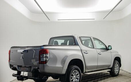 Mitsubishi L200 IV рестайлинг, 2021 год, 3 449 000 рублей, 5 фотография