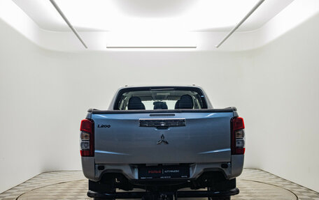 Mitsubishi L200 IV рестайлинг, 2021 год, 3 449 000 рублей, 6 фотография