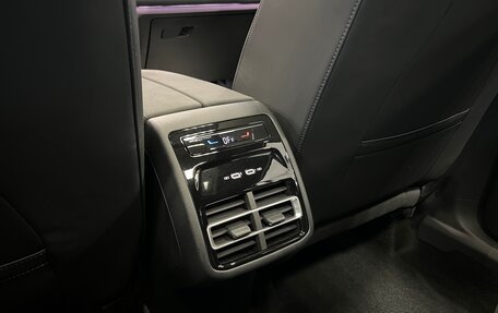 Volkswagen Tiguan, 2026 год, 4 650 000 рублей, 28 фотография