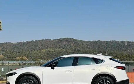 Mazda CX-4, 2022 год, 1 860 050 рублей, 3 фотография