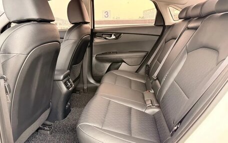 KIA K3, 2023 год, 1 550 000 рублей, 13 фотография