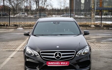 Mercedes-Benz E-Класс, 2015 год, 1 800 000 рублей, 3 фотография