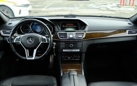 Mercedes-Benz E-Класс, 2015 год, 1 800 000 рублей, 15 фотография