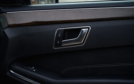 Mercedes-Benz E-Класс, 2015 год, 1 800 000 рублей, 20 фотография