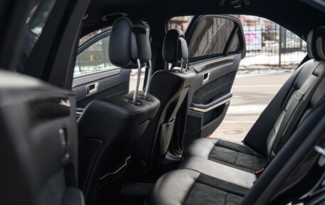 Mercedes-Benz E-Класс, 2015 год, 1 800 000 рублей, 30 фотография