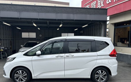 Honda Freed II, 2021 год, 1 400 035 рублей, 5 фотография