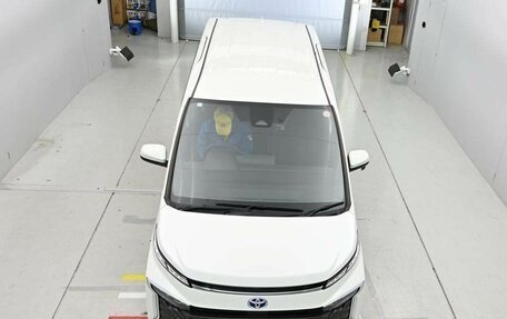 Toyota Voxy, 2023 год, 2 901 060 рублей, 1 фотография