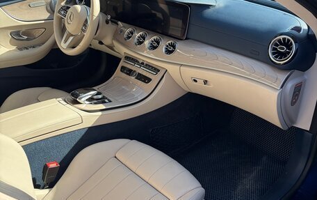 Mercedes-Benz E-Класс, 2019 год, 4 699 000 рублей, 13 фотография