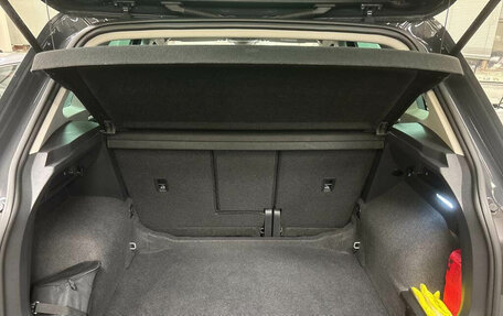 Volkswagen Tiguan II, 2022 год, 2 490 000 рублей, 7 фотография