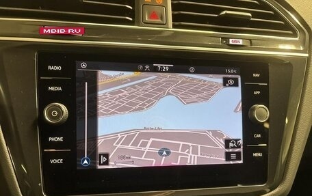 Volkswagen Tiguan II, 2022 год, 2 490 000 рублей, 9 фотография