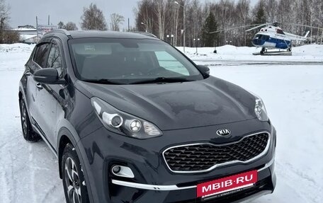 KIA Sportage IV рестайлинг, 2019 год, 2 600 000 рублей, 3 фотография