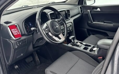 KIA Sportage IV рестайлинг, 2019 год, 2 600 000 рублей, 6 фотография