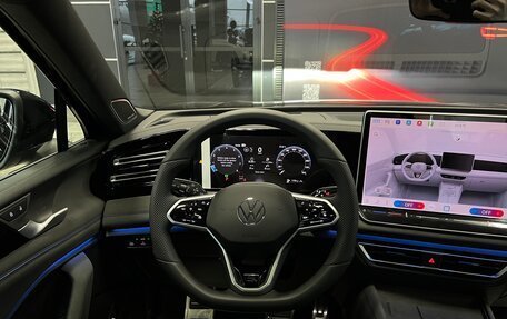 Volkswagen Tiguan, 2026 год, 4 750 000 рублей, 18 фотография