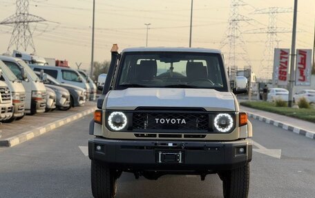 Toyota Land Cruiser 70, 2026 год, 10 200 000 рублей, 2 фотография