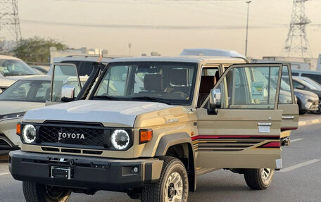 Toyota Land Cruiser 70, 2026 год, 10 200 000 рублей, 5 фотография