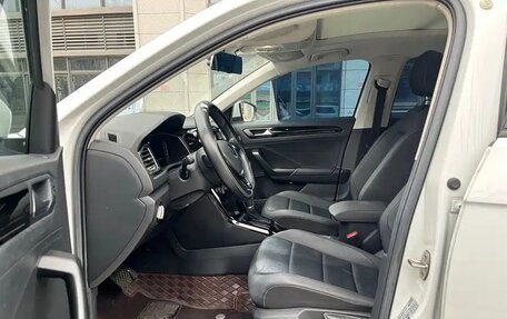 Volkswagen T-Roc I, 2022 год, 1 430 050 рублей, 10 фотография